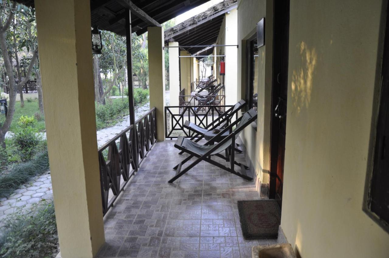 Rhino Lodge Bardia Pvt Ltd Bardiya Екстер'єр фото