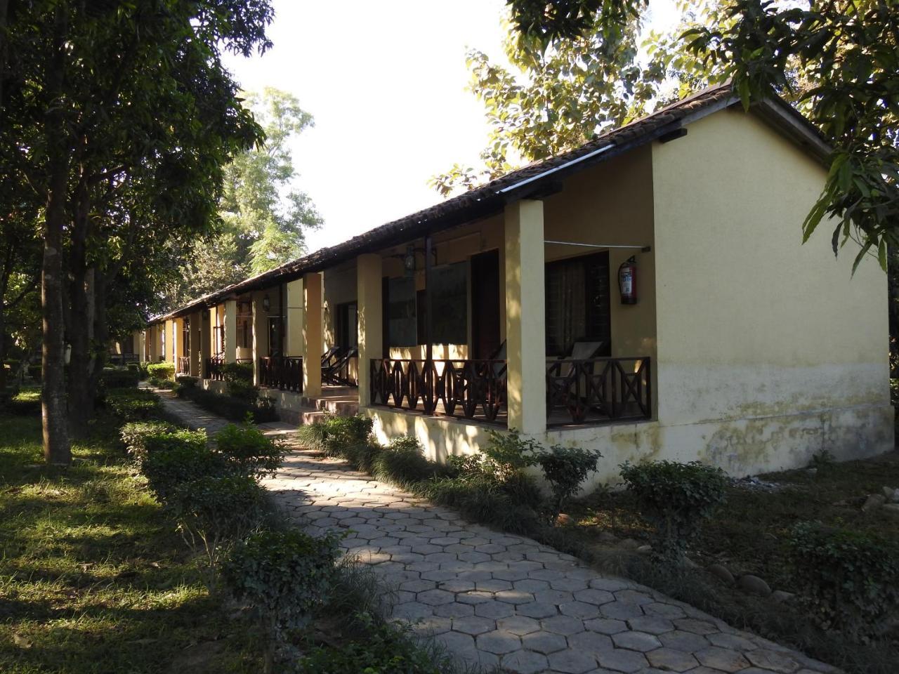 Rhino Lodge Bardia Pvt Ltd Bardiya Екстер'єр фото