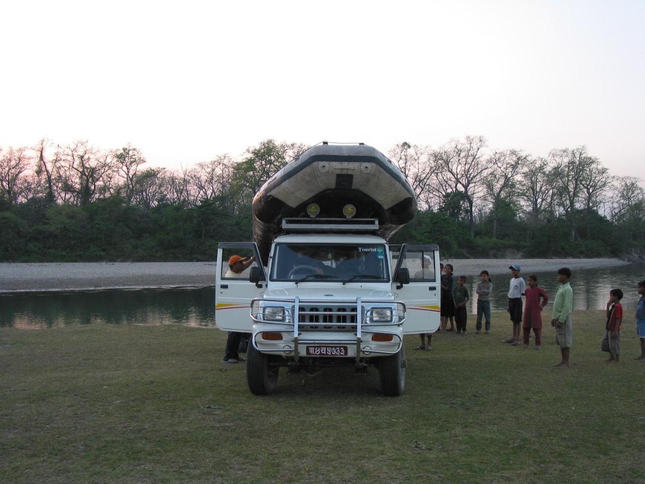 Rhino Lodge Bardia Pvt Ltd Bardiya Екстер'єр фото