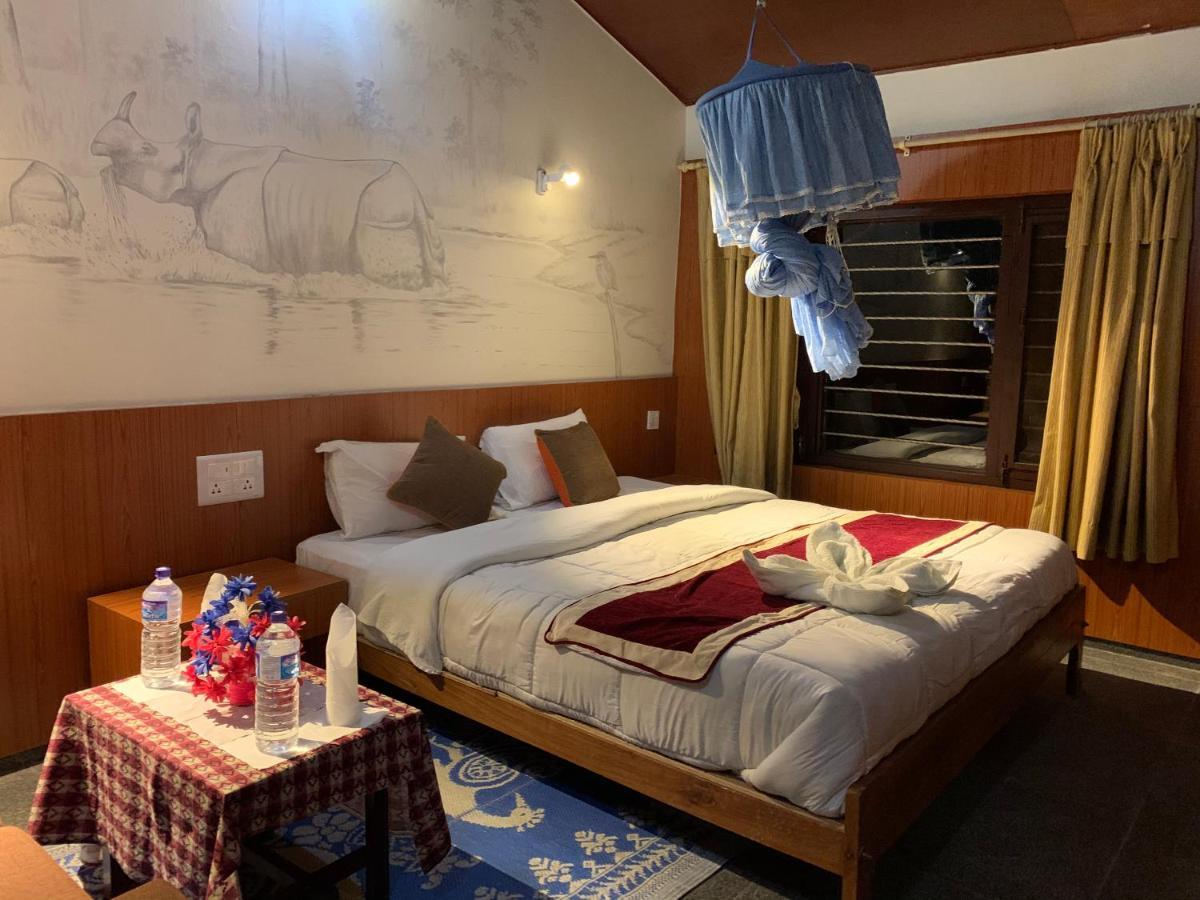 Rhino Lodge Bardia Pvt Ltd Bardiya Екстер'єр фото