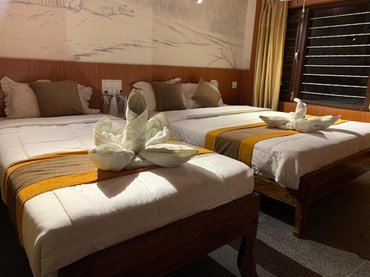 Rhino Lodge Bardia Pvt Ltd Bardiya Екстер'єр фото